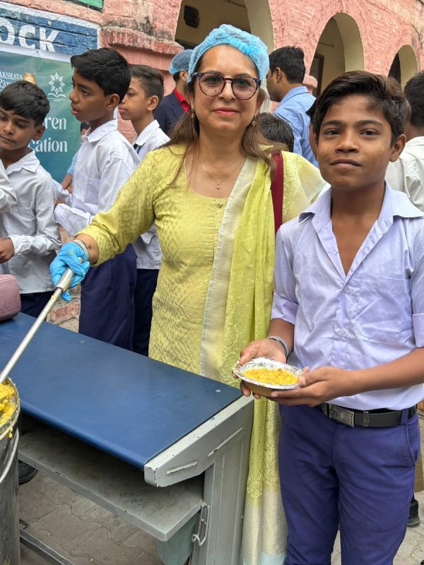 Amway_India_Joins_Hands_with_The_Akshaya_Patra_Foundation_to_provide_meals_to_school_children_Delhi__475852-1 Amway_India_Joins_Hands_with_The_Akshaya_Patra_Foundation_to_provide_meals_to_school_children_Delhi__475852-1